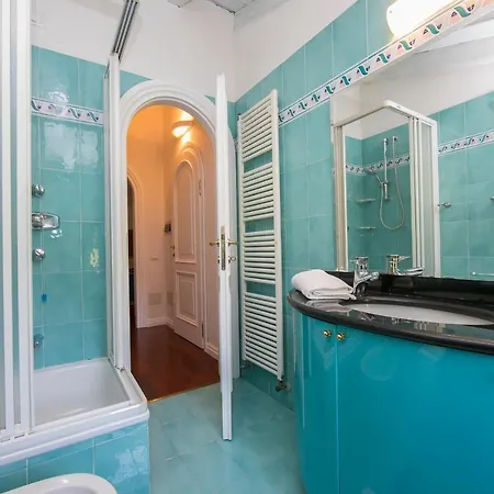 Sleeps 7 Pool Air Con * 오수키오